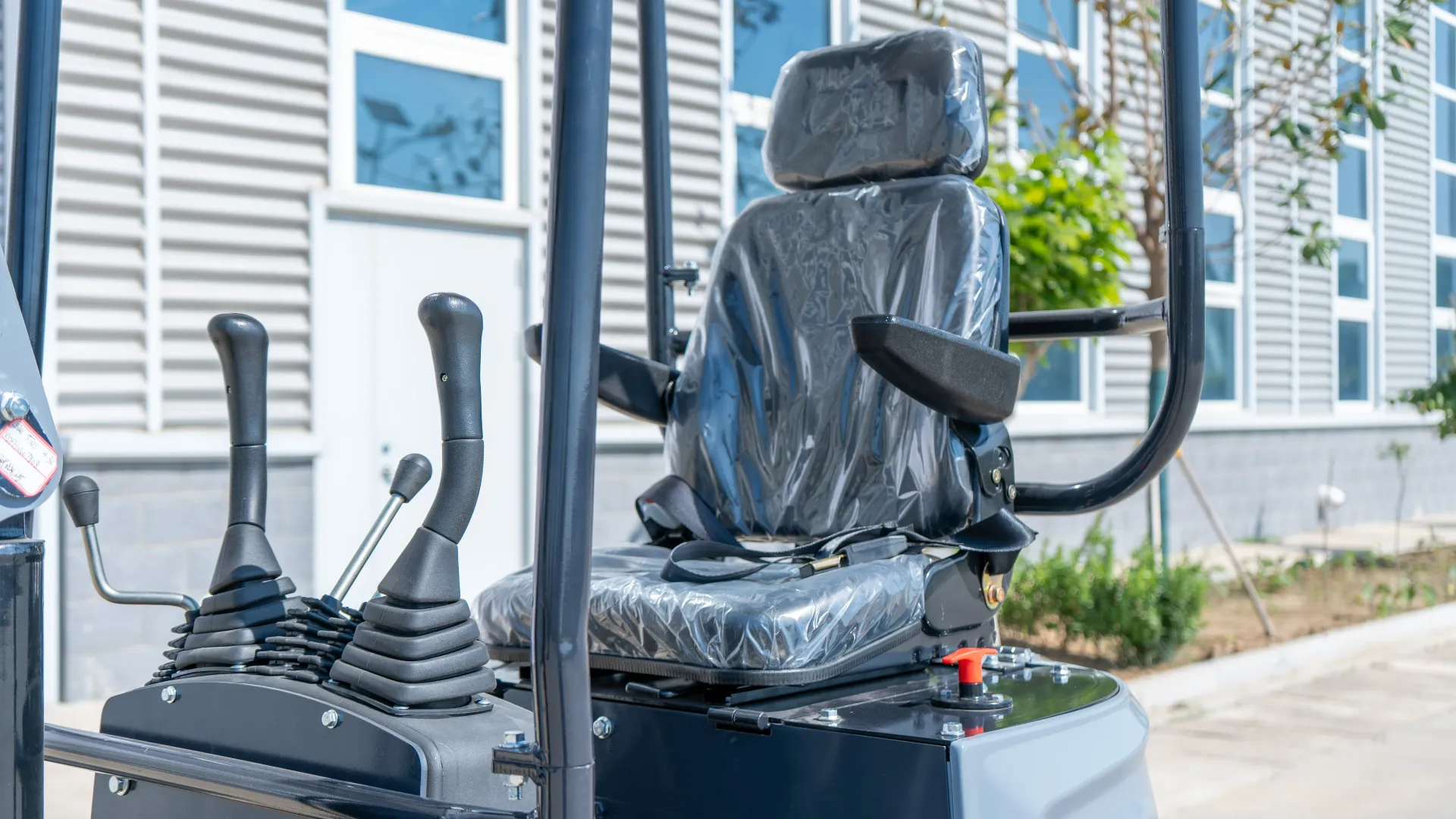 Xcavator XC12JS siège et poste de conduite