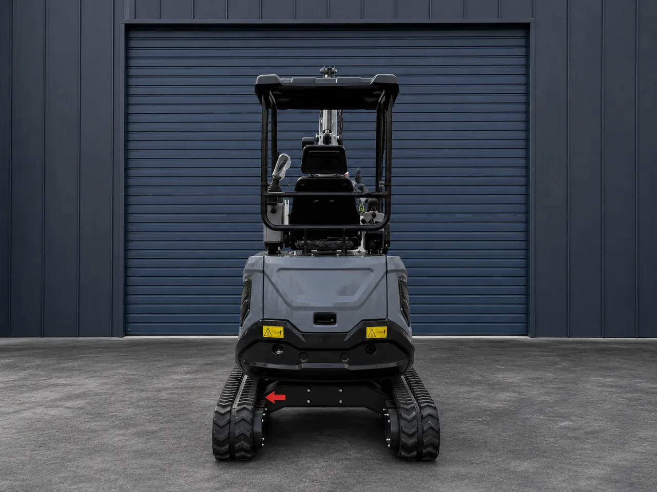 Mini-pelle Xcavator XC22 PRO V2, vue arrière sur chenilles